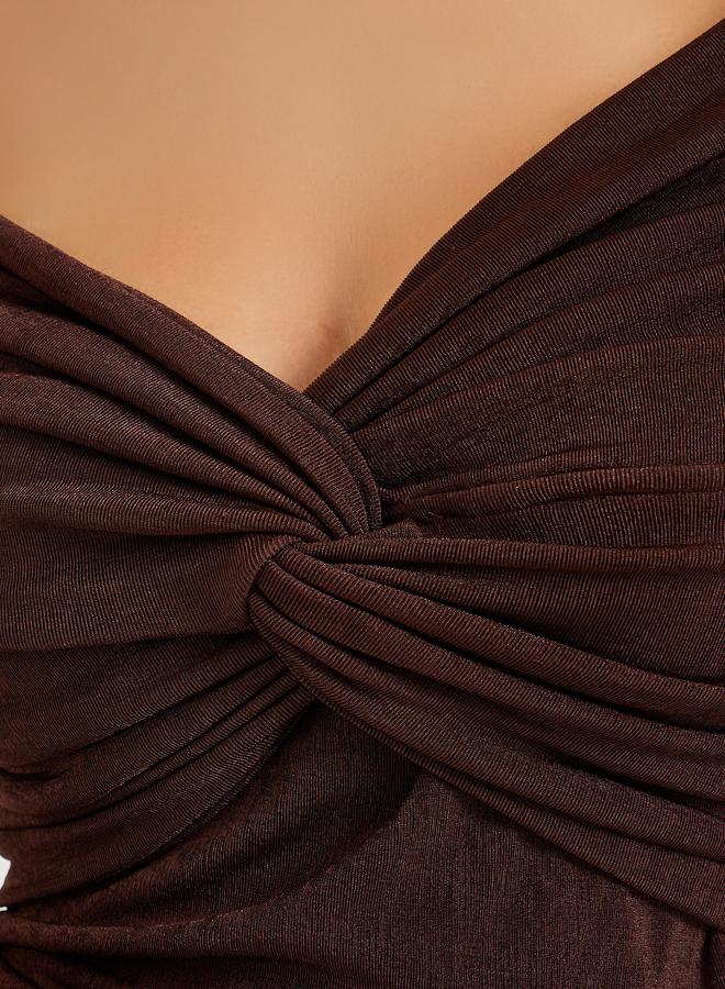 ستايلي طقم منسق من تنورة ماكسي وبلوزة تريكو مكشوف الأكتاف للنساء - Image 2